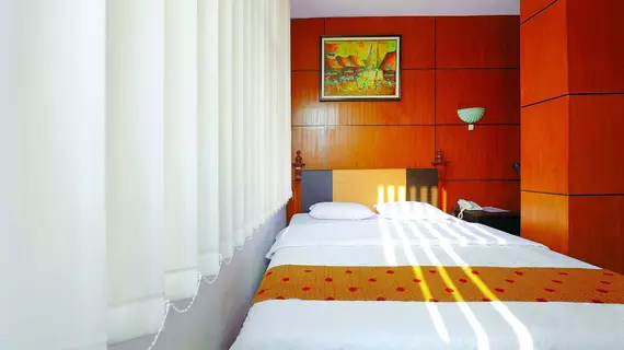 Hotel Elizabeth | Orta Cava - Semarang