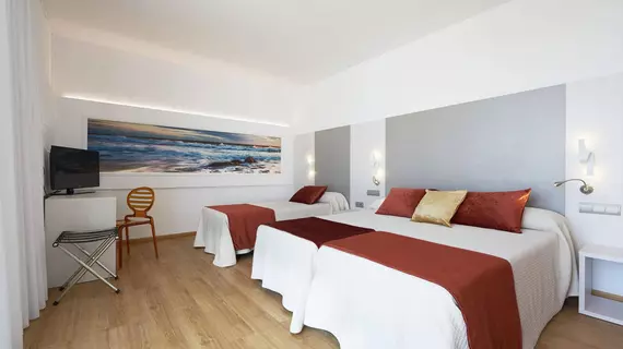 Hotel Abrat | Balearic Adaları - İbiza Adası - Sant Antoni de Portmany