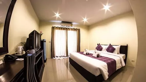 Meesuk Place | Phuket (ve civarı) - Patong - Nanai Caddesi