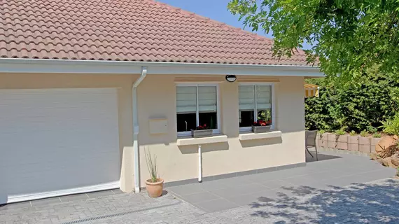 Keravic Self Catering | Western Cape (il) - West Coast DC - Drakenstein - Cape Town (ve civarı) - Cape Town - Somerset West