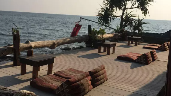 Bamboo Bay Resort | Krabi İli - Ko Lanta