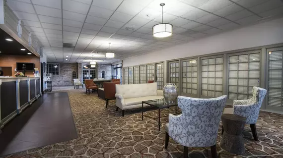 Rodeway Inn and Suites and Conference Center | Louisiana - Monroe (ve civarı) - Monroe