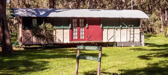 Dunsborough Rail Carriages & Farm Cottages | Batı Avustralya - Quindalup