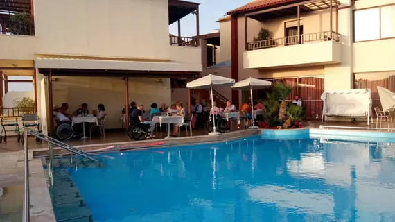 Eria Resort Accessible Holidays | Girit Adası - Hanya (bölge) - Platanias