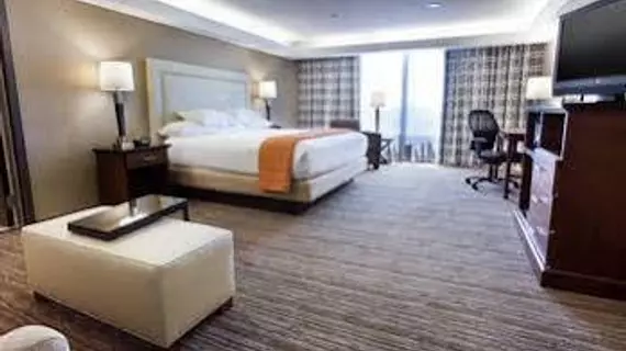 Drury Inn & Suites Kansas City Airport | Missouri - Kansas City (ve civarı) - Kansas