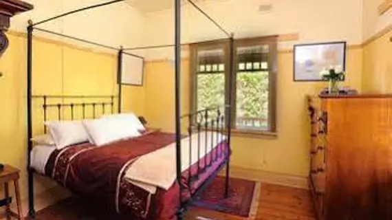 Como Cottages Accommodation | Victoria - Melbourne (ve civarı) - Olinda