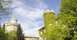 Hostellerie de l'Abbaye de Frigolet | Provence - Alpes - Cote d'Azur - Bouches-du-Rhone (bölge) - St.-Remy-de-Provence (ve civarı) - Tarascon