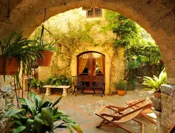 Borgata Cantone Country House B&B | Liguria - Savona (il) - Garlenda