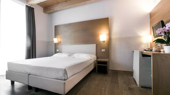 Hotel Operà | Veneto - Verona (ve civarı) - Villafranca di Verona