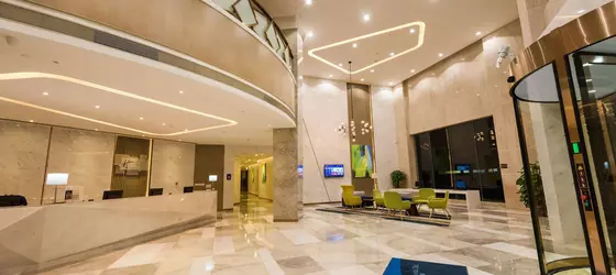 Holiday Inn Express Guangzhou Baiyun Airport | Guangdong - Guangzhou (ve civarı) - Guangzhou - Renhezhen