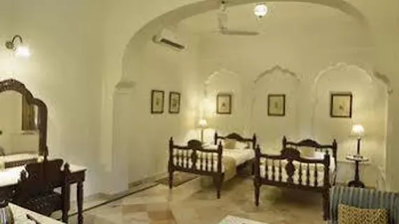 Alsisar Haveli - Heritage Hotel | Racastan - Jaipur Bölgesi - Jaipur - Sansar Chandra Yolu