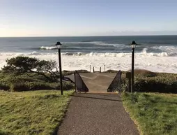 Cavalier Beachfront Condominiums | Oregon - Oregon Coast - Lincoln City - Lincoln Beach