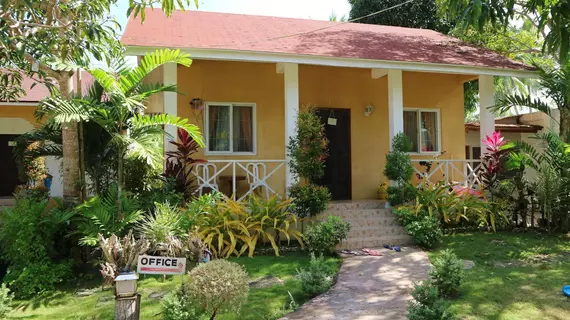 Celvis Vacation Cottages | Bohol - Panglao