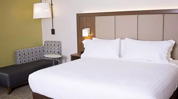 Holiday Inn Express and Suites Greenwood Mall | Güney Karolayna - Greenwood