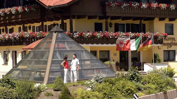 Hotel Burgfrieden | Trentino-Alto Adige - Güney Tirol (il) - Gais