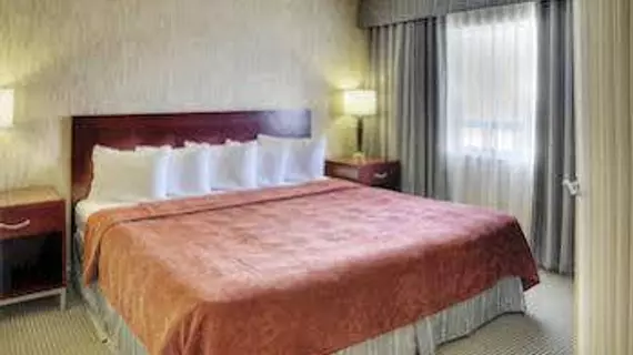 Quality Suites London | Ontario - London (ve civarı) - London - Westminster