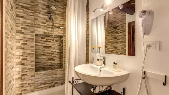 Piccolo Trevi Suites | Lazio - Roma (ve civarı) - Roma Kent Merkezi - Rione II Trevi