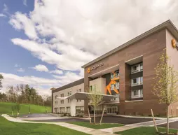 La Quinta Inn and Suites Clifton Park | New York - Albany (ve civarı) - Clifton Park