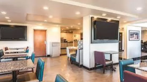 La Quinta Inn & Suites Colorado Springs North | Kolorado - Colorado Springs (ve civarı) - Colorado Springs