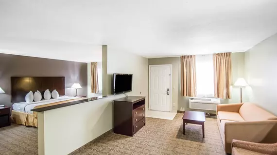 Quality Inn & Suites By the Parks | Florida - Orlando (ve civarı) - Disney's Maingate West