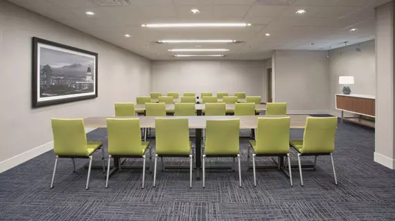 Holiday Inn Express and Suites Houston SE Airport Area | Teksas - Houston (ve civarı) - Houston