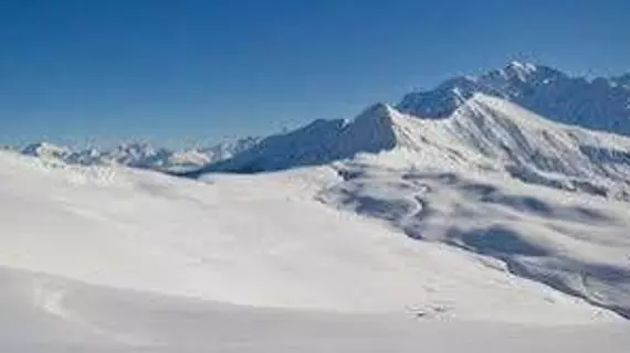 Hotel Le Tetras | Auvergne-Rhone-Alpes - Savoie (bölge) - Notre-Dame-de-Bellecombe