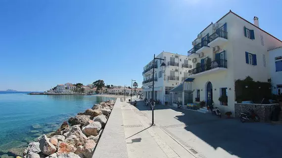 Stelios | Attica - Spetses Town