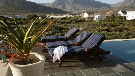 Moonstruck on Pringle Bay Guesthouse | Western Cape (il) - Overberg District Municipality - Overstrand - Stanford - Greater Hermanus