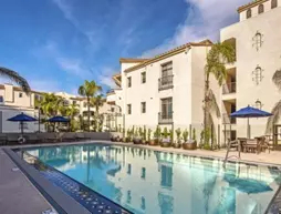 Global Luxury Suites at Tiverton Ave | Kaliforniya - Los Angeles County - Los Angeles