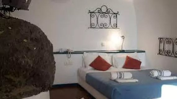 Vallas Apartments | Ege Adaları - Santorini