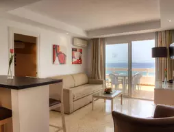 Aparthotel Puerto Azul Marbella | Andalucia - Malaga İli - Marbella - Marbella Seafront Promenade - Marbella Kent Merkezi