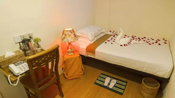 Shwe Htee Guest House Chinatown | Yangon - Çin Mahallesi