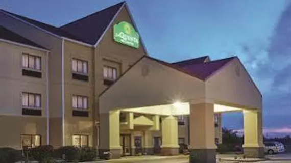 La Quinta Inn & Suites South Bend | Indiana - South Bend (ve civarı) - South Bend