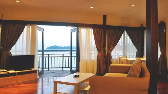 Batam View Beach Resort | Riau Adaları - Batam - Nongsa