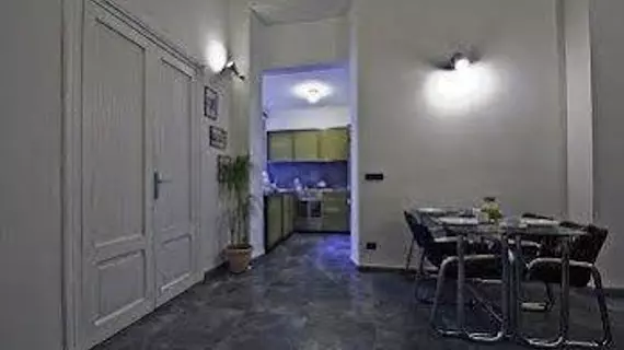 Mr Frills B&B | Lazio - Roma (ve civarı) - Roma Kent Merkezi - Esquilino