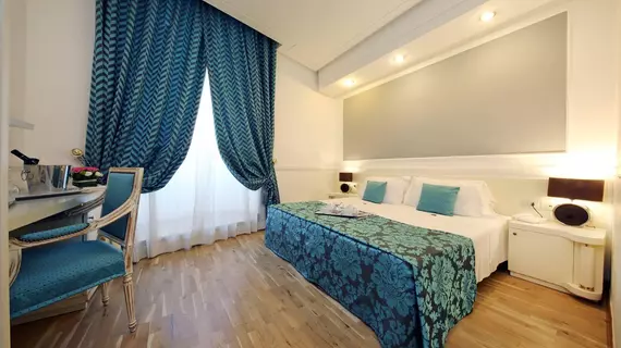 Hotel Traiano | Lazio - Roma (ve civarı) - Roma Kent Merkezi - Rione II Trevi