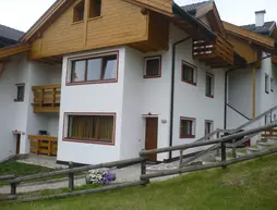 Residence Aparthotel Des Alpes | Trentino-Alto Adige - Trento İli - Cavalese