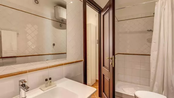 Piccolo Trevi Suites | Lazio - Roma (ve civarı) - Roma Kent Merkezi - Rione II Trevi