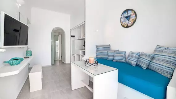 Fira Deep Blue Suite | Ege Adaları - Santorini