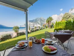 Hotel Lido Blu | Trentino-Alto Adige - Trento İli - Nago-Torbole