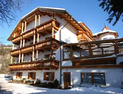 Hotel Chalet Corso | Trentino-Alto Adige - Güney Tirol (il) - Marebbe