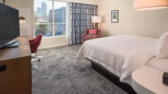 Hampton Inn and Suites by Hilton PortlandPearl District | Oregon - Portland (ve civarı) - Portland - Pearl District