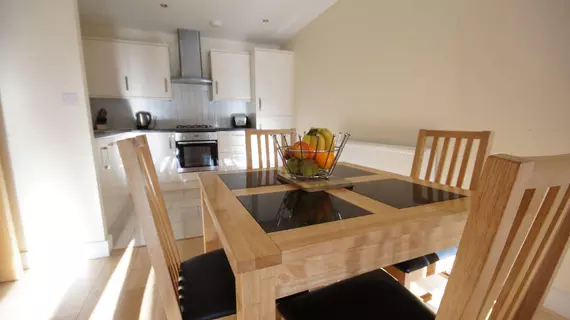 Lodge Drive Apartments | Londra (ve civarı) - Enfield - Palmers Green