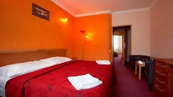 Relax Inn | Prag - Městská čast Praha 9 (en büyük Prag ilçesi)