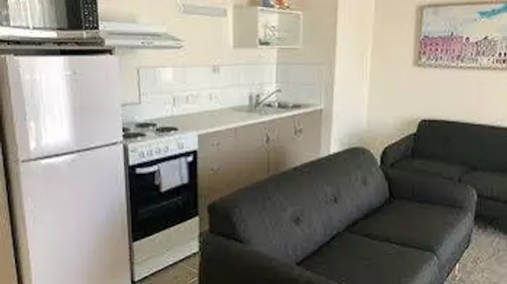 Adina Place Motel Apartments | Tazmanya - Launceston (ve civarı) - Launceston - Launceston CBD