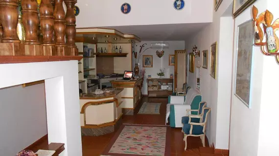 Hotel Grazia Deledda | Sardinya - Sassari - Arzachena