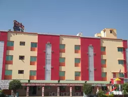 Hotel Rajyog | Maharaştra - Pune Bölgesi - Shirur - Ranjangaon