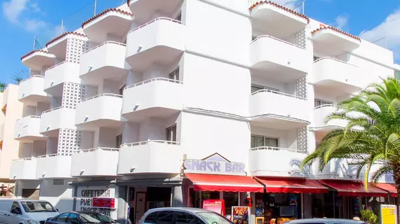 Apartamentos Puet | Balearic Adaları - İbiza Adası - Sant Antoni de Portmany