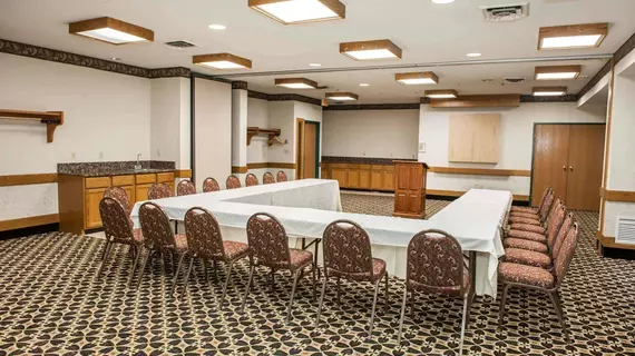 Baymont Inn and Suites Franklin | Indiana - Indianapolis (ve civarı) - Franklin