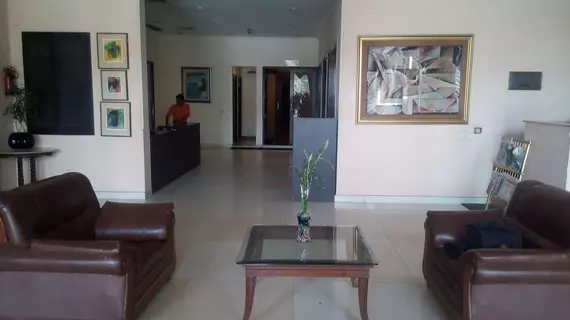 Hotel Chaupal | Haryana - Gurugram (ve civarı) - Gurugram - Sector 14